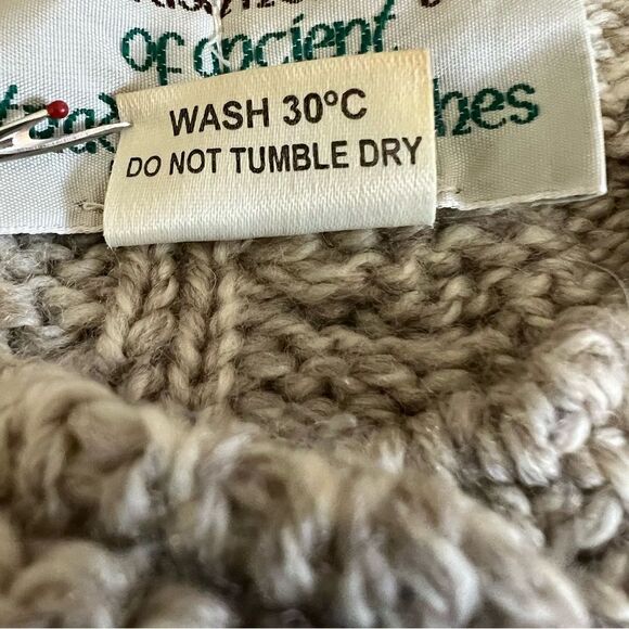 Vintage Cladyknit Button- Down Cable Knit Grandpa Cardigan 100% Merino Wool, Sm - Picture 8 of 11